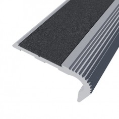 R-486 Nez de marche percé...